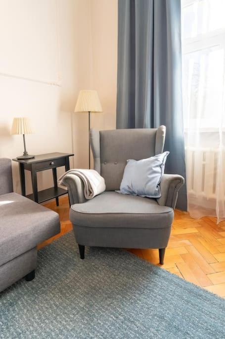 Wyjatkowy Apartament Na Rynku Wrocław Exterior foto